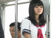 Japón Dulce Estudiante en Tren